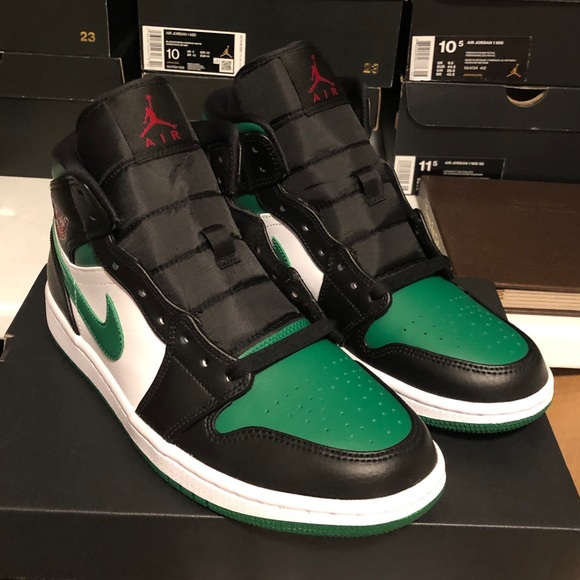 nike jordan 1 mid green toe